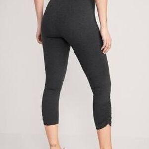 GAP High-Waisted Heathered Cropped Leggings – Ruched Sides, Size Medium